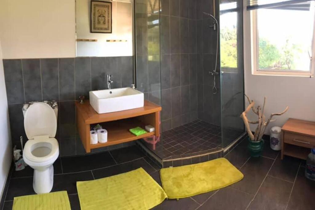 Te Mana Lodge Taravao Екстериор снимка